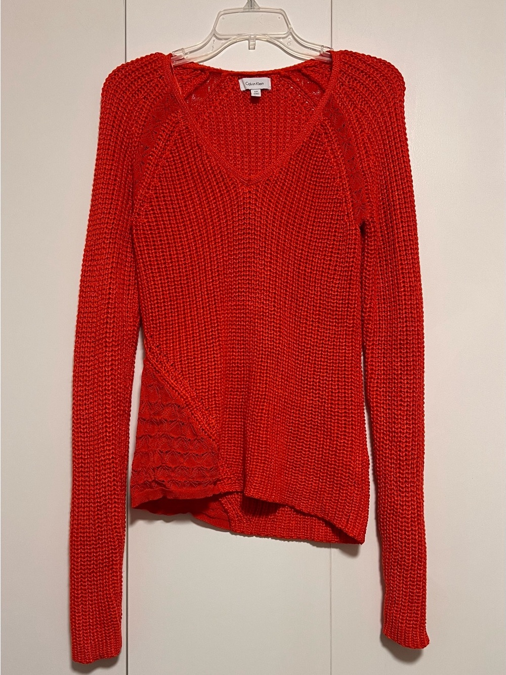 Calvin Klein Women’s Vibrant Red Knit V Neck Long Sleeve Sweater Lace Size S
